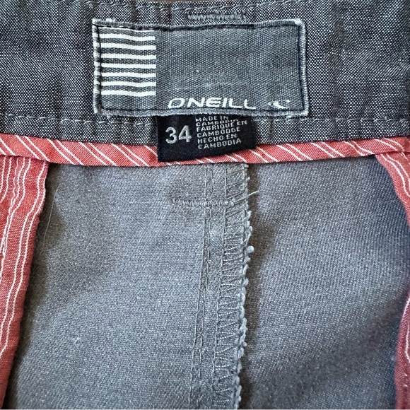 O’Neill Men’s Shorts Size 34 - Picture 3 of 6